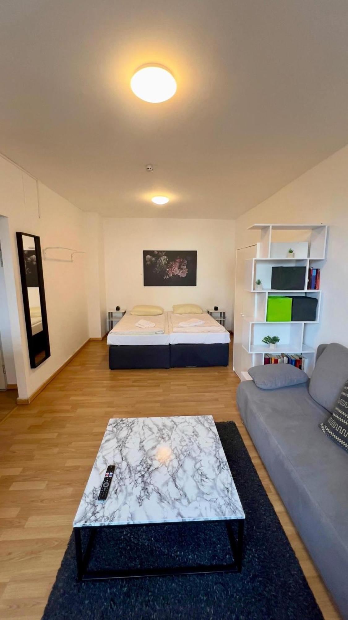 Praktische City Apartments Direkt Am Hauptbahnhof Neumünster Екстериор снимка